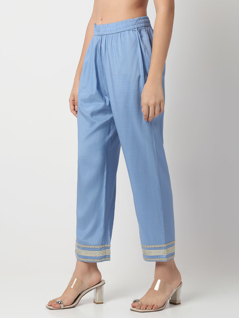 Straight Fit Solid Ankle Length Mid Rise Pants