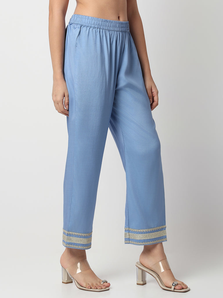 Straight Fit Solid Ankle Length Mid Rise Pants