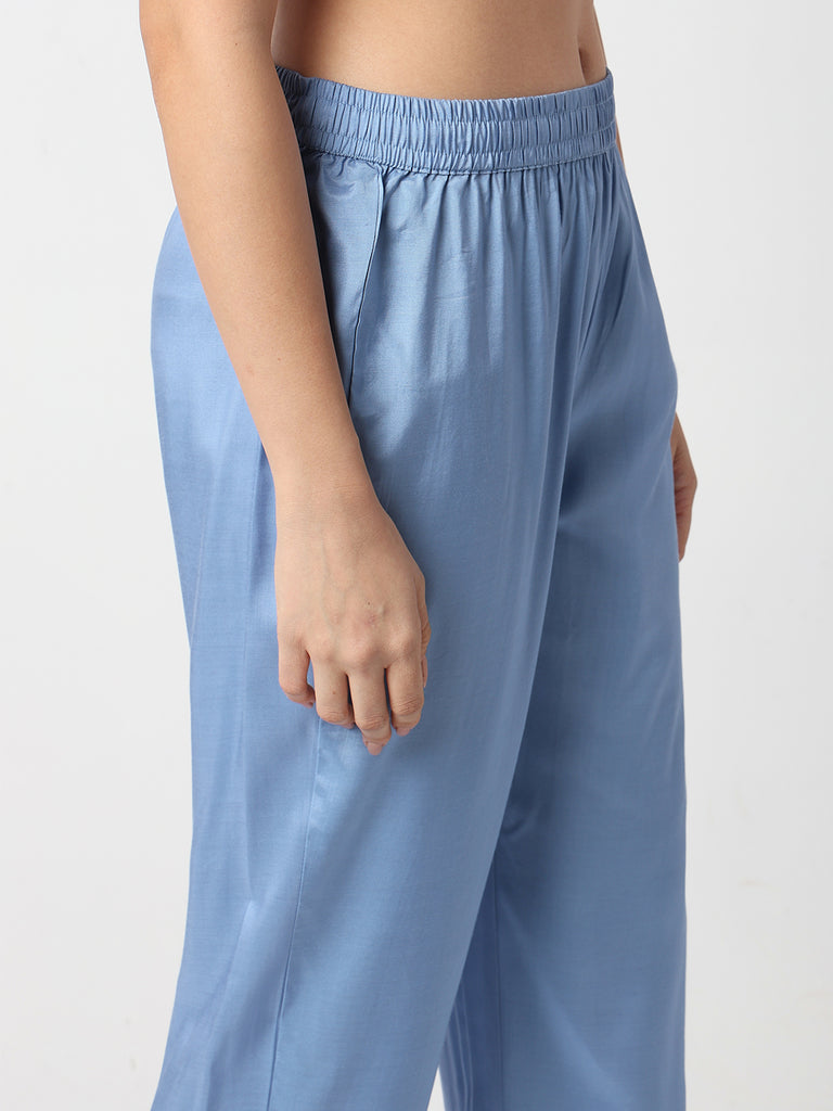 Straight Fit Solid Ankle Length Mid Rise Pants