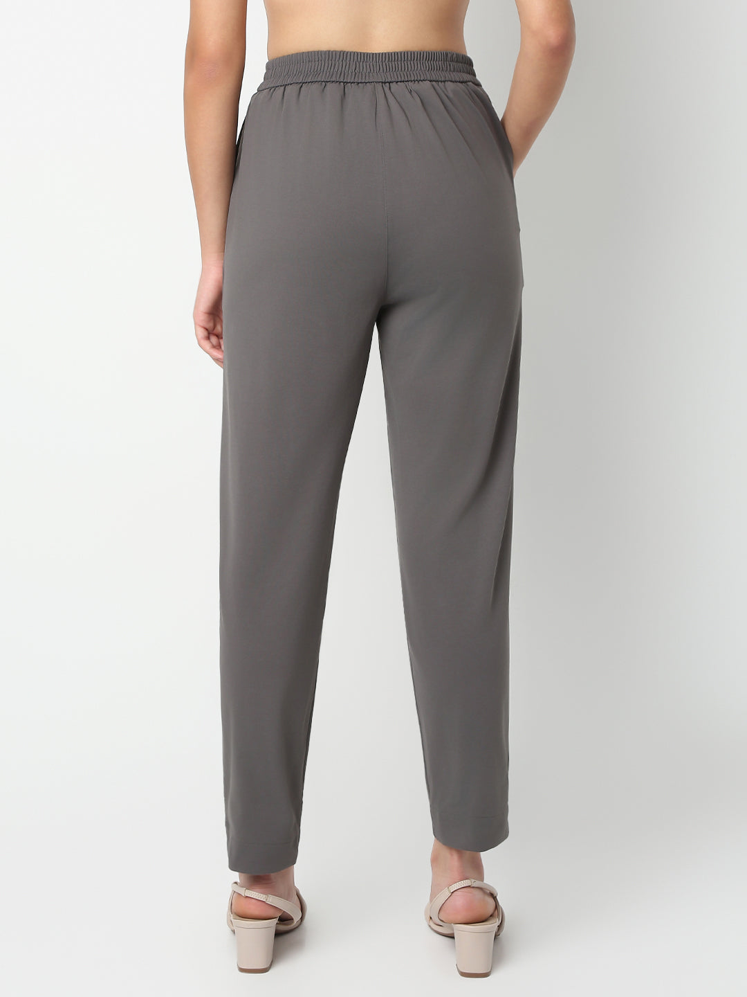 Straight Fit Solid Ankle Length Mid Rise Pants