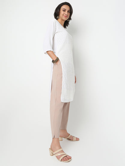 Straight Fit Solid Ankle Length Mid Rise Pants