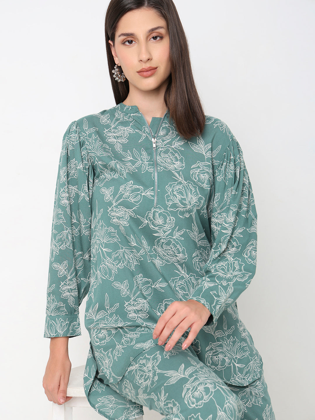 Straight Fit Printed Ethnic Set