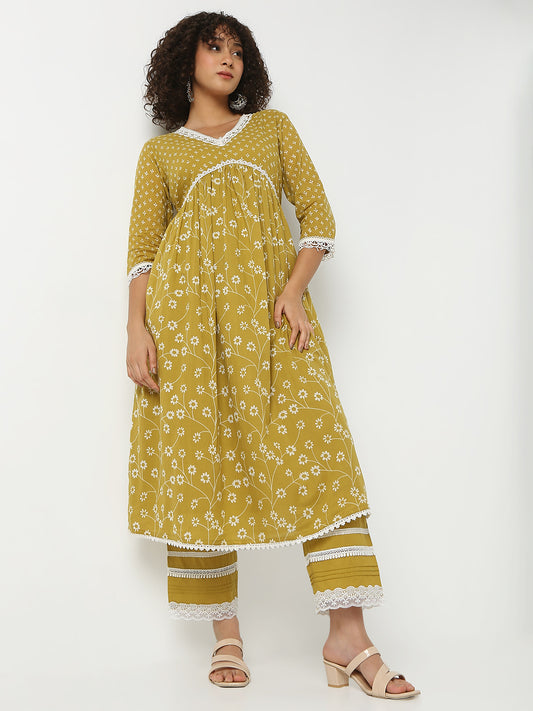 Flare Fit Printed V-Neck Three-Fourth Sleeve Kurta and Pant Set