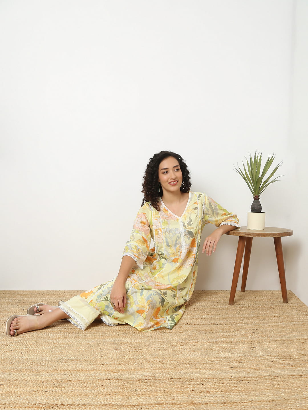 Flare Fit Printed V-Neck Kurta With Pant Set