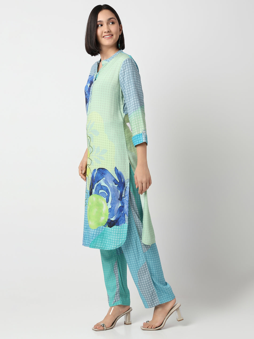 Straight Fit Printed Three-Fourth Sleeve Kurta with Pant Set
