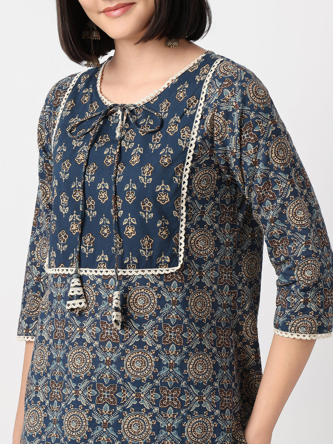 Straight Fit Printed Three-Fourth Sleeve Kurta with Pant Set