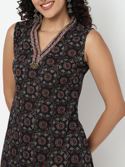 Printed Sleeveless Kurta with Pant Set