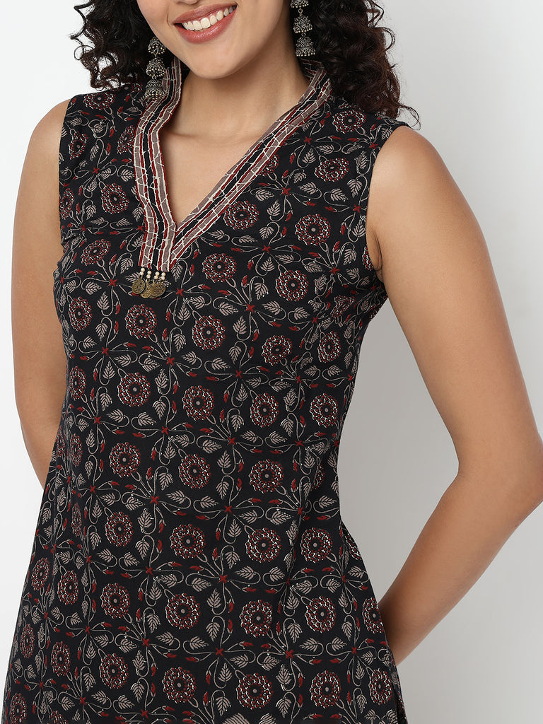 Printed Sleeveless Kurta with Pant Set