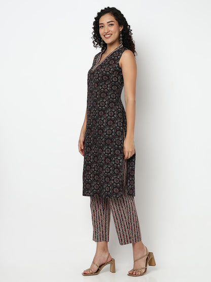 Printed Sleeveless Kurta with Pant Set