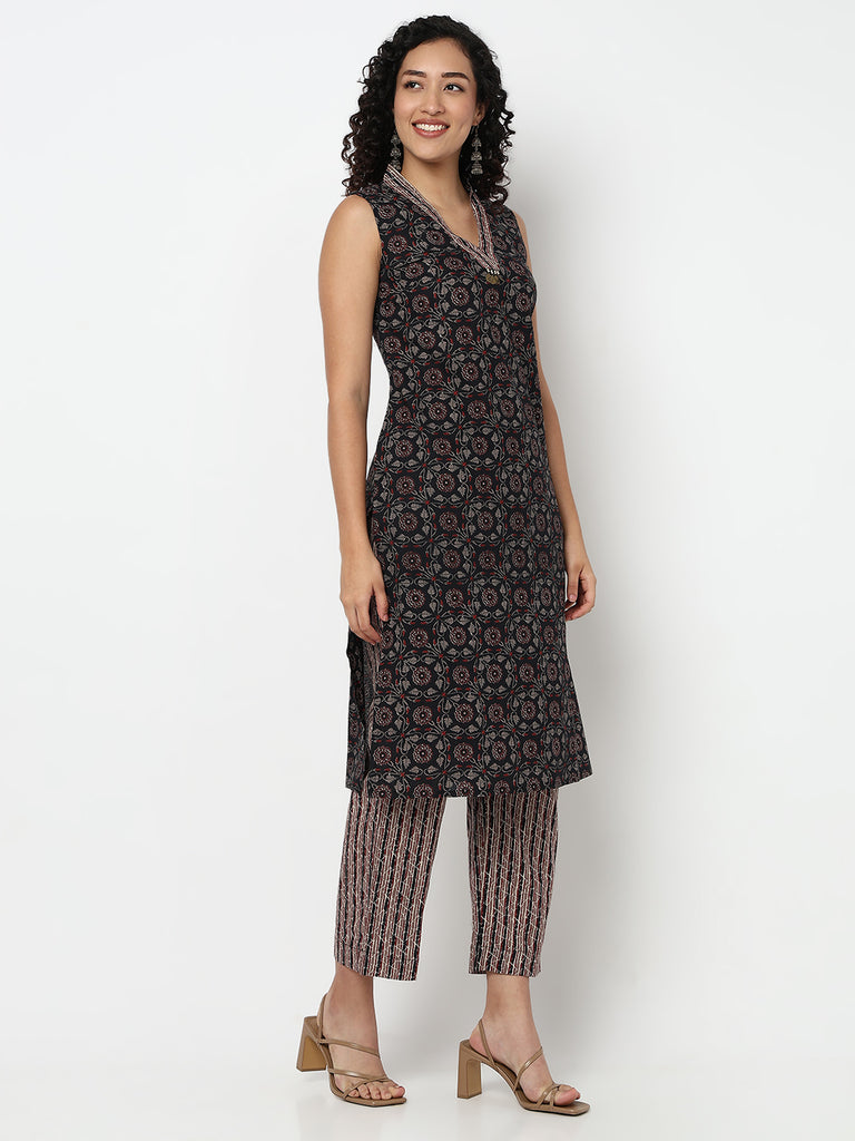 Printed Sleeveless Kurta with Pant Set