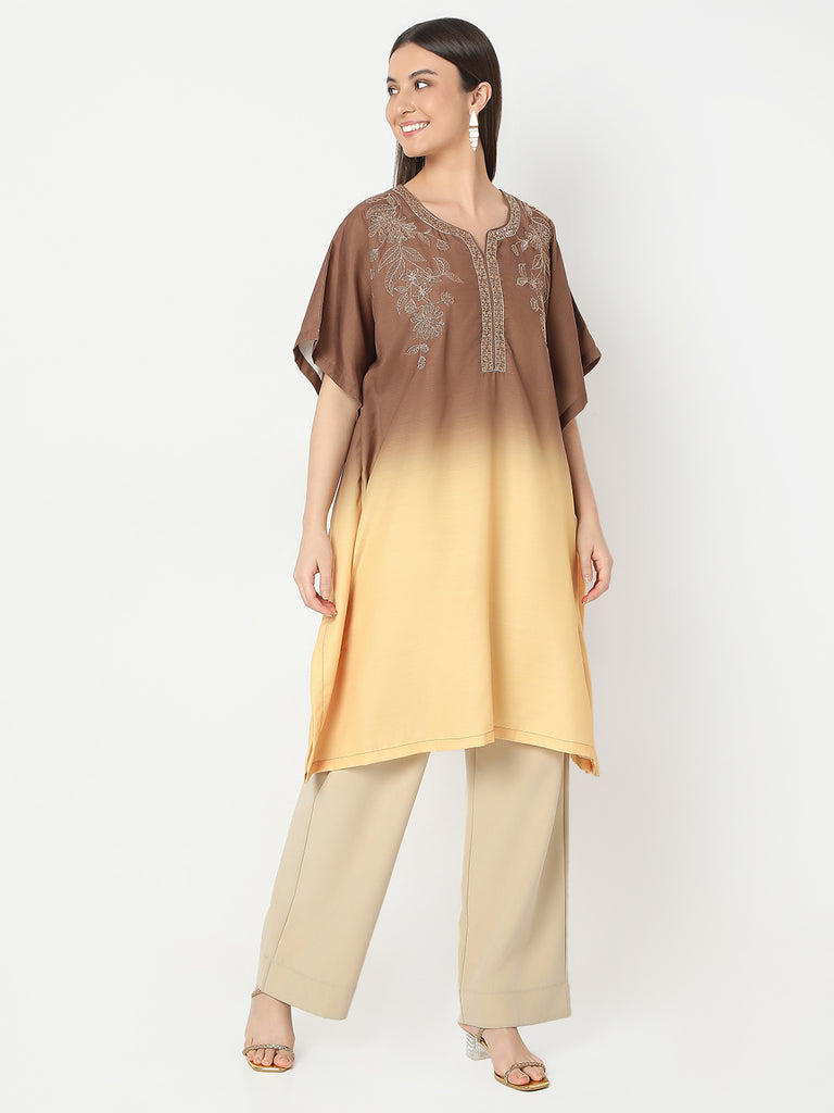 Straight Fit Embroidered Kurta