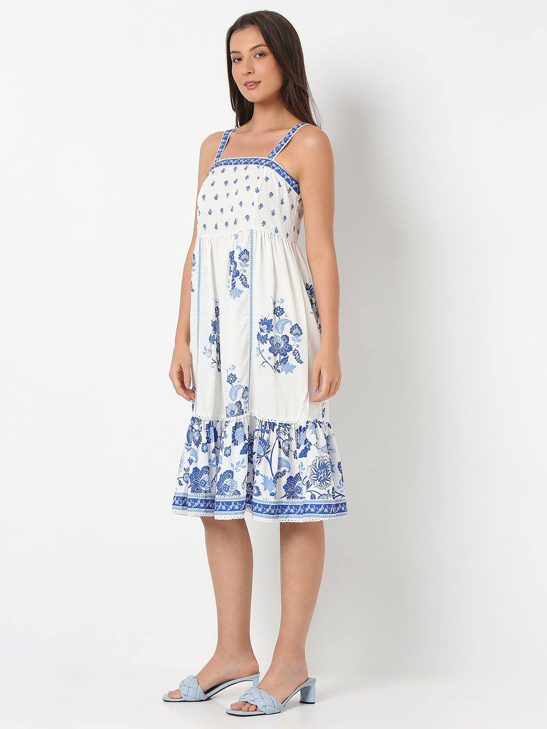 Regular Fit Printed Shoulder Straps Sleeve Dress