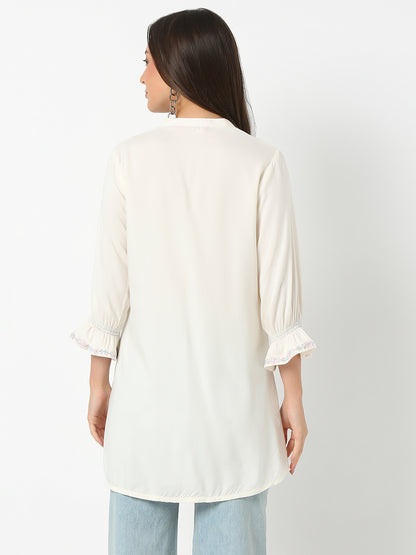 Straight Fit Solid Three-Fourth Sleeve Kurta