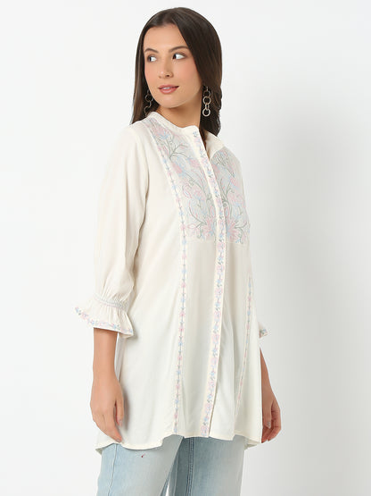 Straight Fit Solid Three-Fourth Sleeve Kurta
