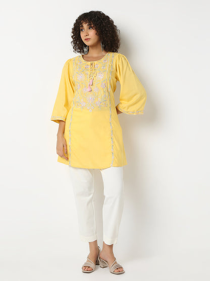 Straight Fit Embroidered Round Neck Three-Fourth Sleeve Kurta