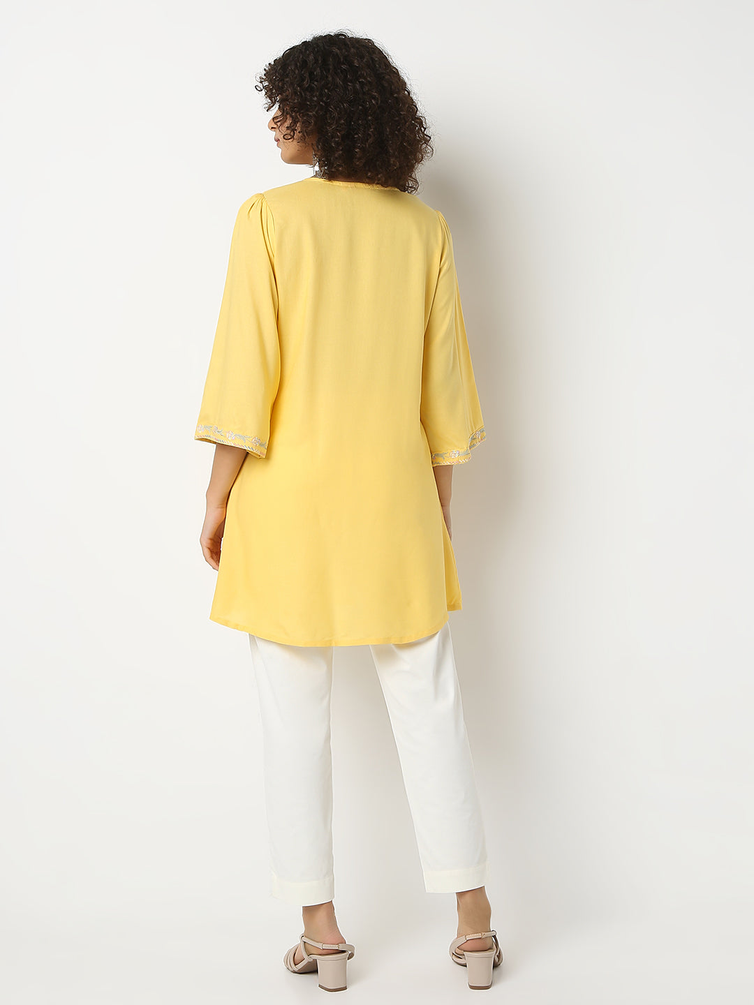 Straight Fit Embroidered Round Neck Three-Fourth Sleeve Kurta