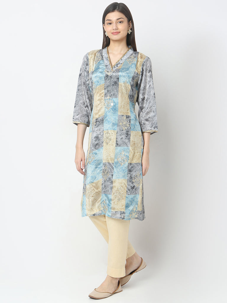 Regular Fit Embroidered Kurta