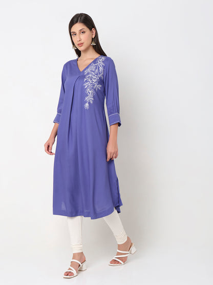 Straight Fit Embroidered Kurta