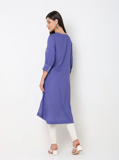 Straight Fit Embroidered Kurta