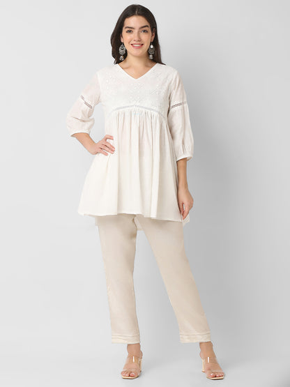 Regular Fit Solid Kurta