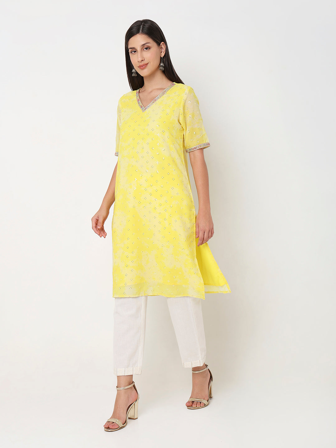 Straight Fit Embellished Kurta