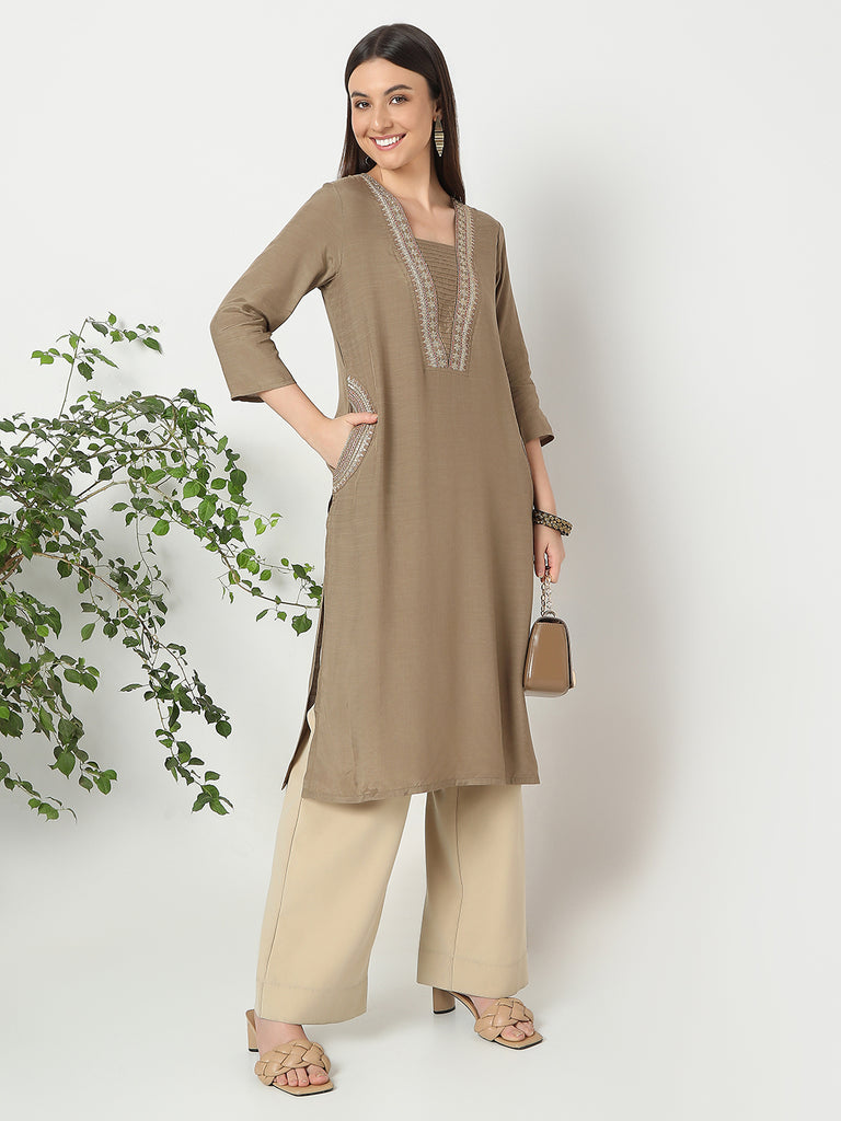 Regular Fit Solid Kurta