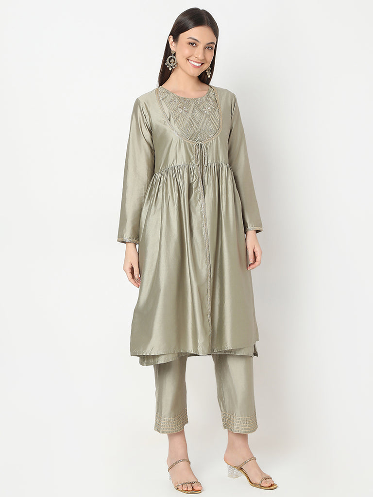 Regular Fit Solid Kurta