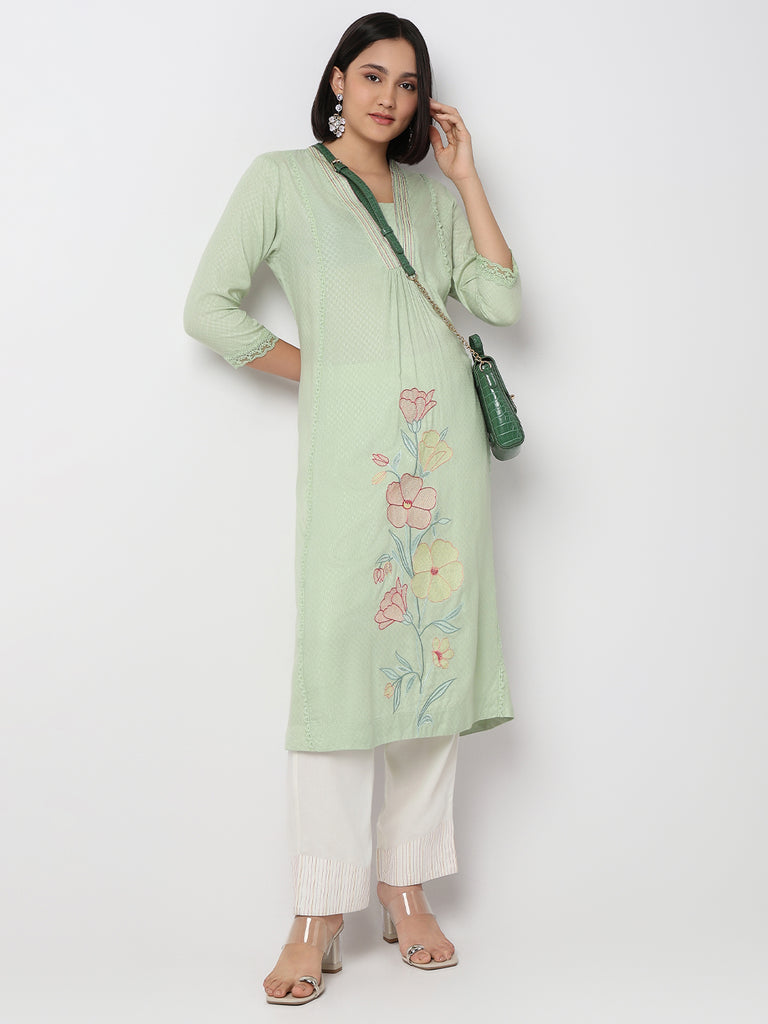 Regular Fit Embroidered Three-Fourth Sleeve Kurta