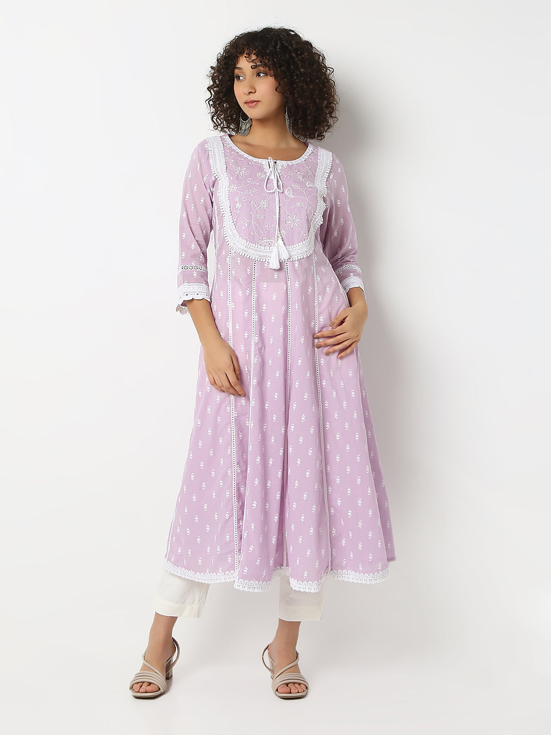 Regular Fit Embroidered Round Neck Three-Fourth Sleeve Kurta
