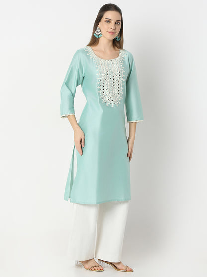 Regular Fit Embroidered Round Neck Kurta
