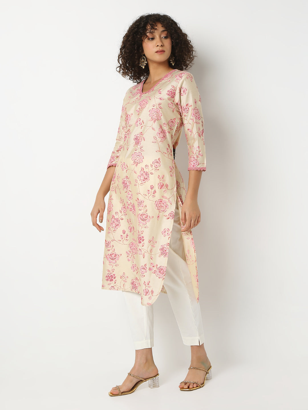 Regular Fit Printed V-Neck Three-Fourth Sleeve Kurta
