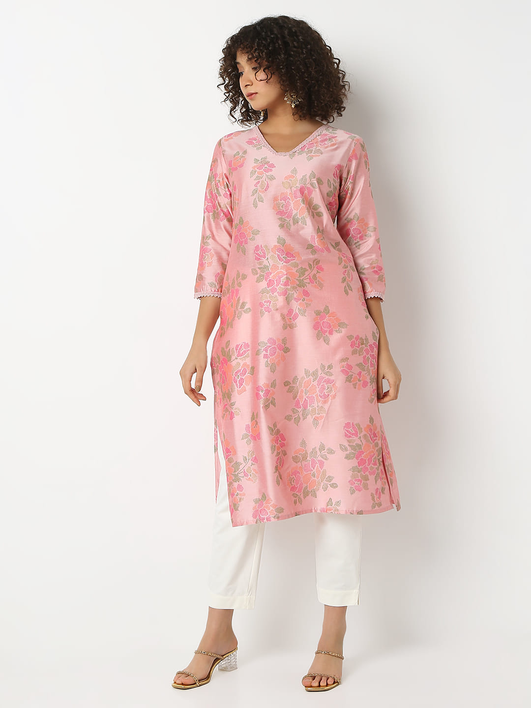 Straight Fit Printed V-Neck Kurta