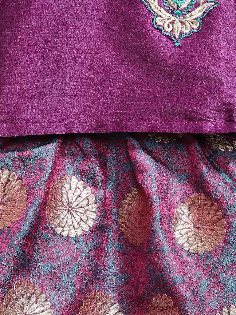 Kids Girls Flared Sleeveless Magenta Lehenga Set