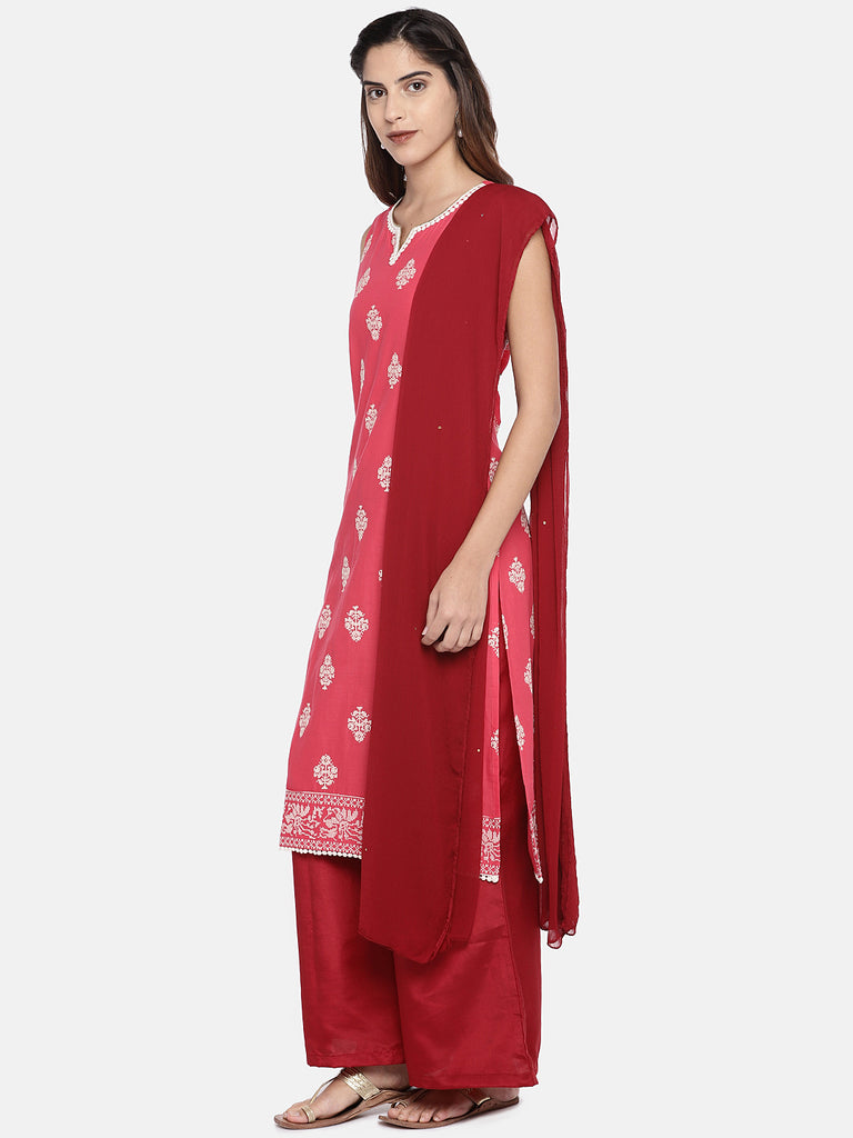Women Regular Sleeveless Fuchsia Skd