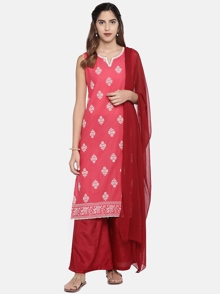 Women Regular Sleeveless Fuchsia Skd