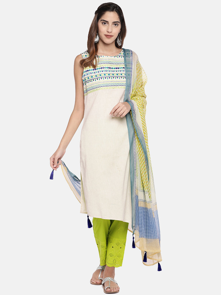 Women Regular Sleeveless Off White Skd