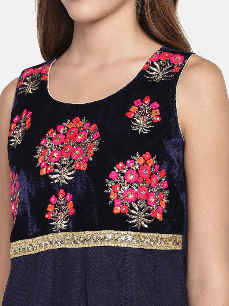 Women Kalidar Sleeveless Navy Skd