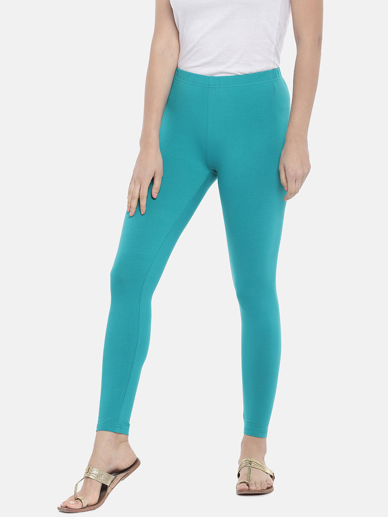 Core Women Aqua Knit Legging