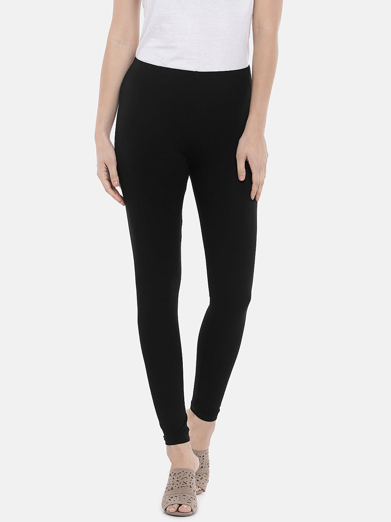 Core Women Black Knit Legging