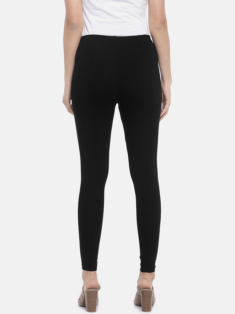 Core Women Black Knit Legging