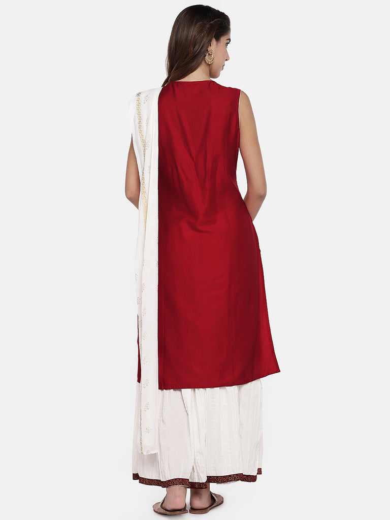 Women Straight Sleeveless Red Skd