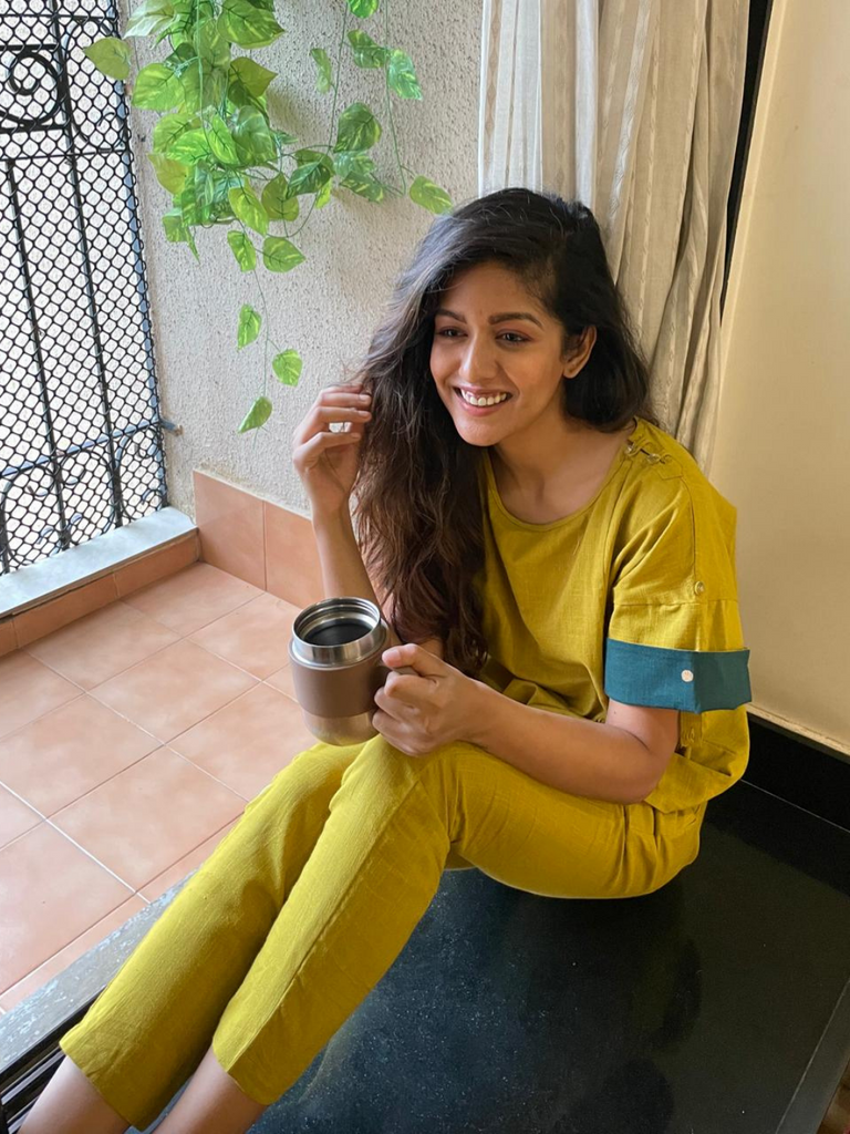Ishita Dutta in Mustard Straight Fit Pants
