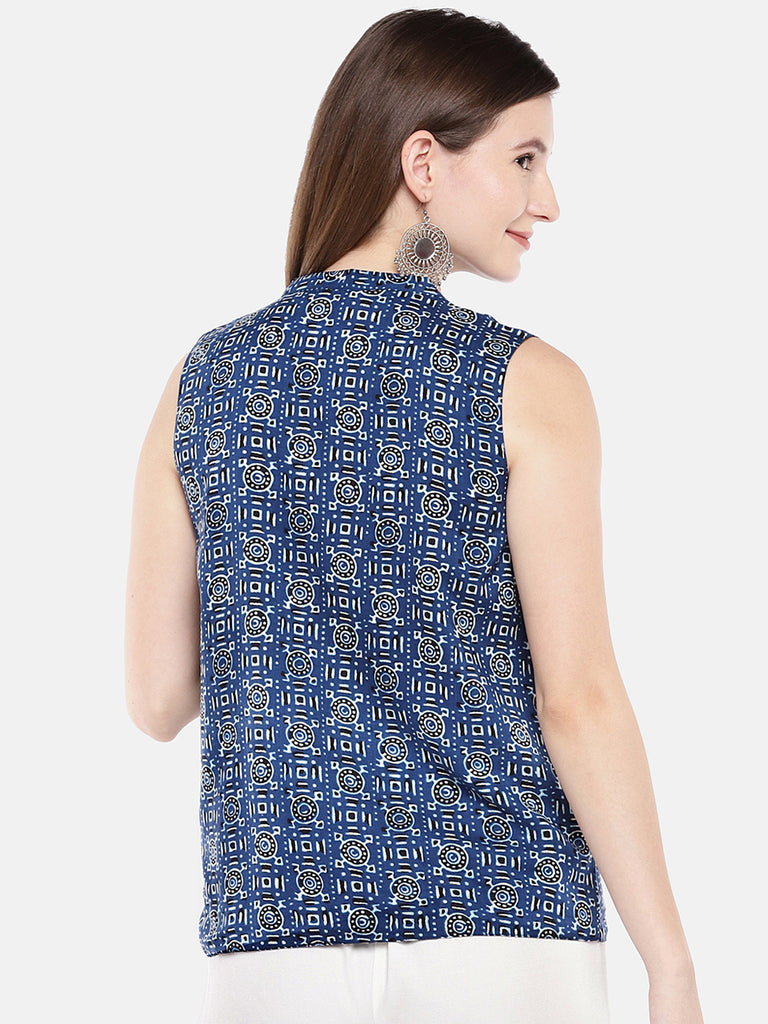 Women Straight Sleeveless Indigo Jackets