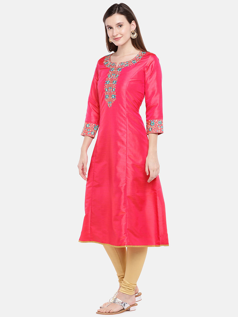Women Straight Three-Fourth Pink Kurta