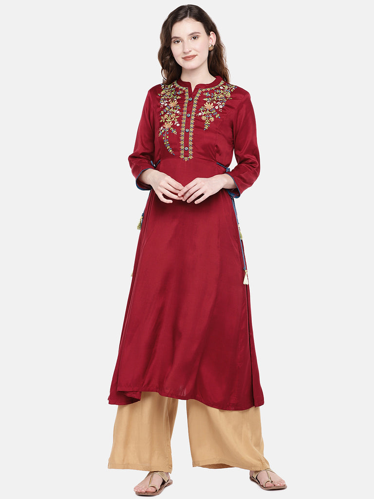 Women Flared Three-Fourth Maroon Kurta