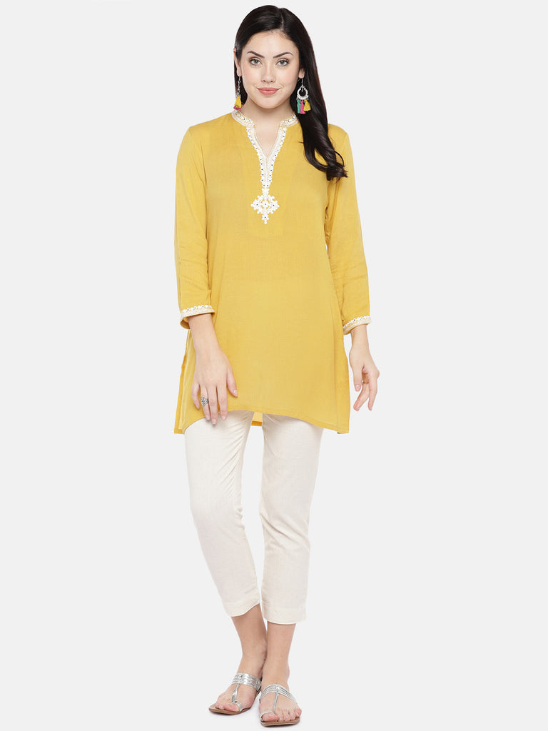 Women Straight Sleeveless Yellow Tunic