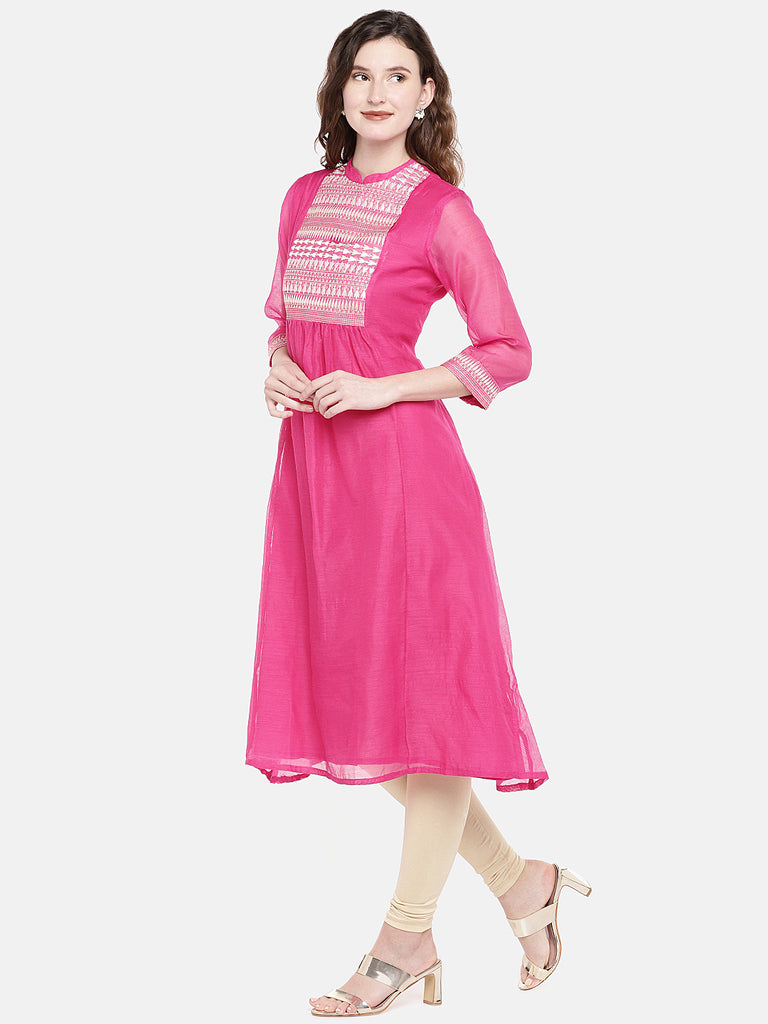 Women A Line Three-Fourth Fuchsia Kurta