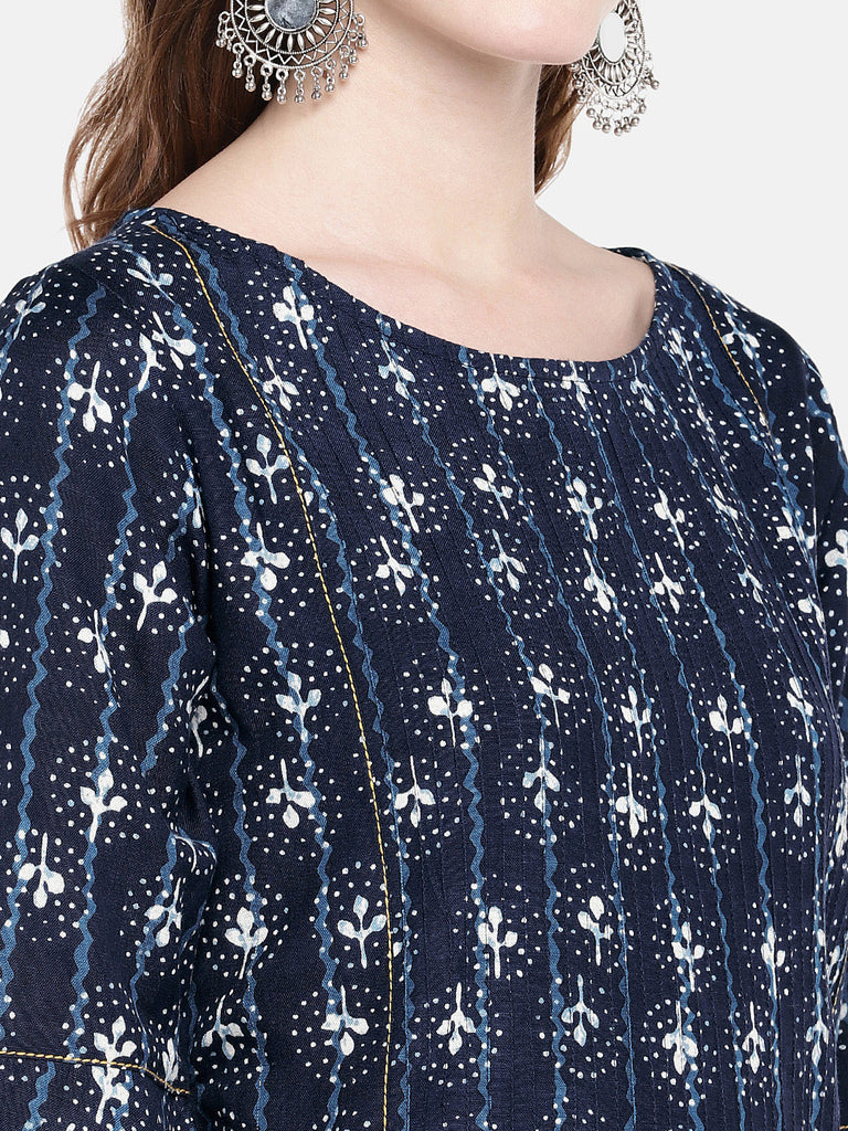 Women Straight Three-Fourth Indigo Kurta