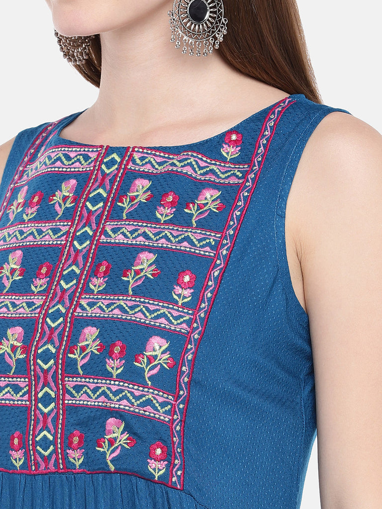 Women Straight Sleeveless Blue Kurta