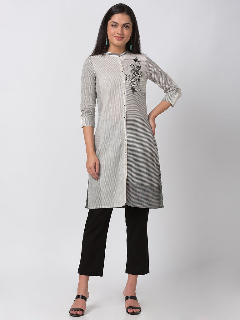 Casuals Women Straight Three-Fourth Off White Kurta